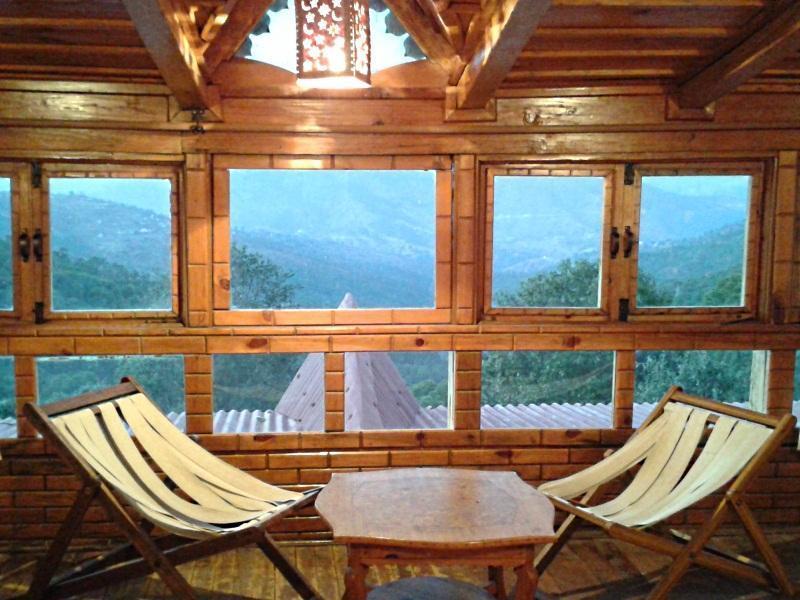 Veselka Resort Mukteshwar Buitenkant foto